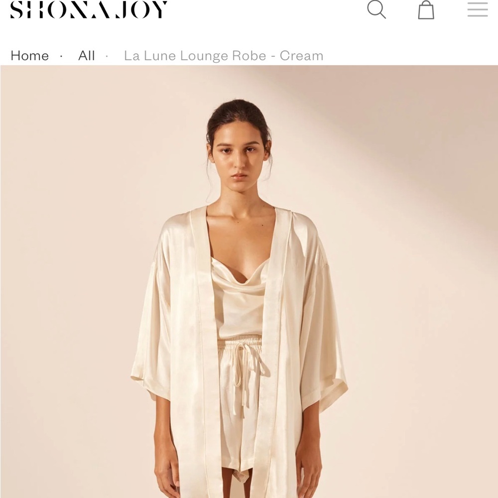 NWT - Shona Joy lounge robe (L)